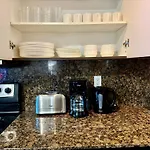 Precious 2Br Plus Den In The Heart Of Toronto